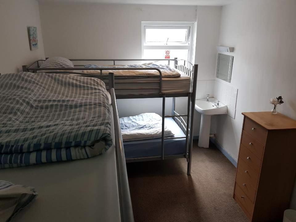 Blue Room Hostel Newquay New Quay Exterior foto